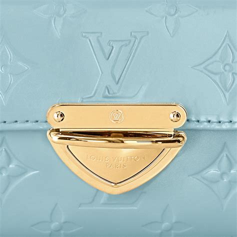 Malibu Pochette Monogram Vernis Leather 